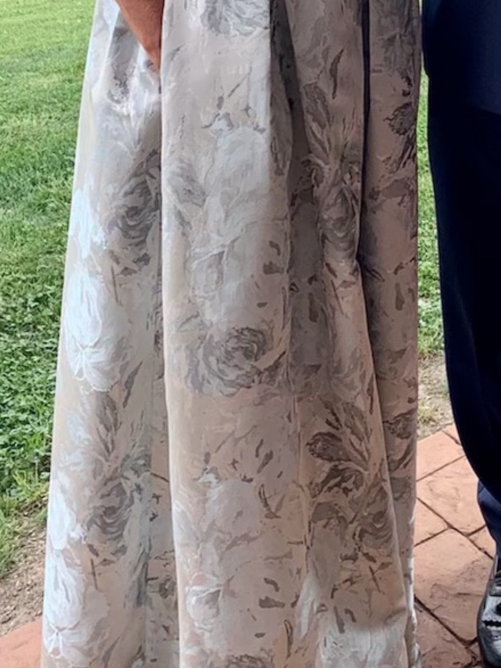 G
BHLDN Silver Blue Gray Floral Jacquard Maxi Gown ,GORGEOUS with Pockets! - Picture 4 of 8